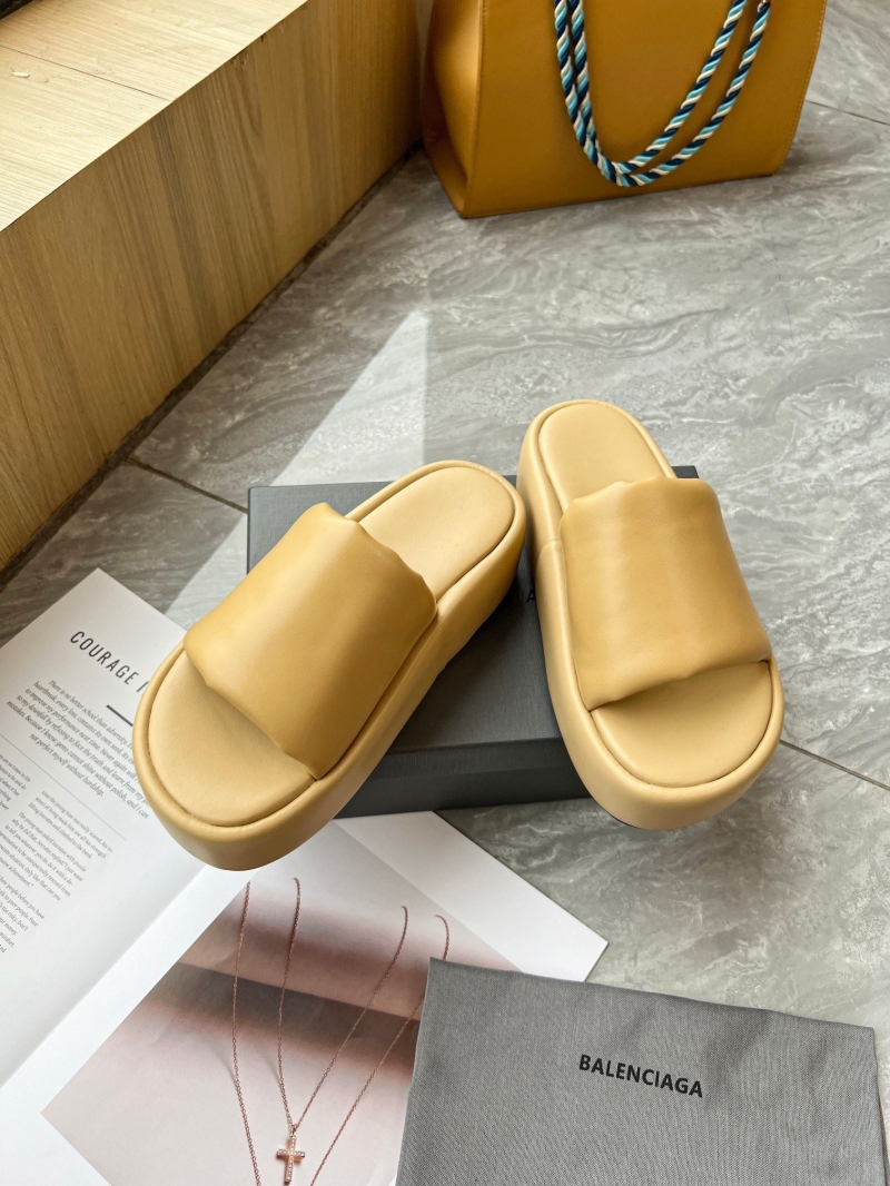 Balenciaga Slippers